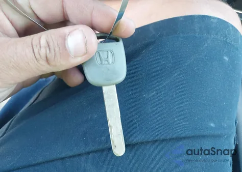 2010 Honda Accord 2.4 Lx-P z USA, uszkodzony, nr VIN 1HGCP2F47AA062622